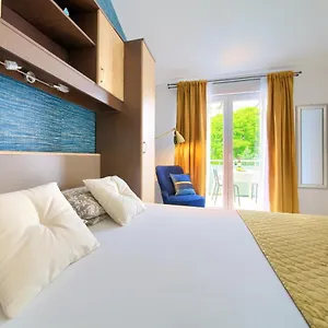 -krk Apartment